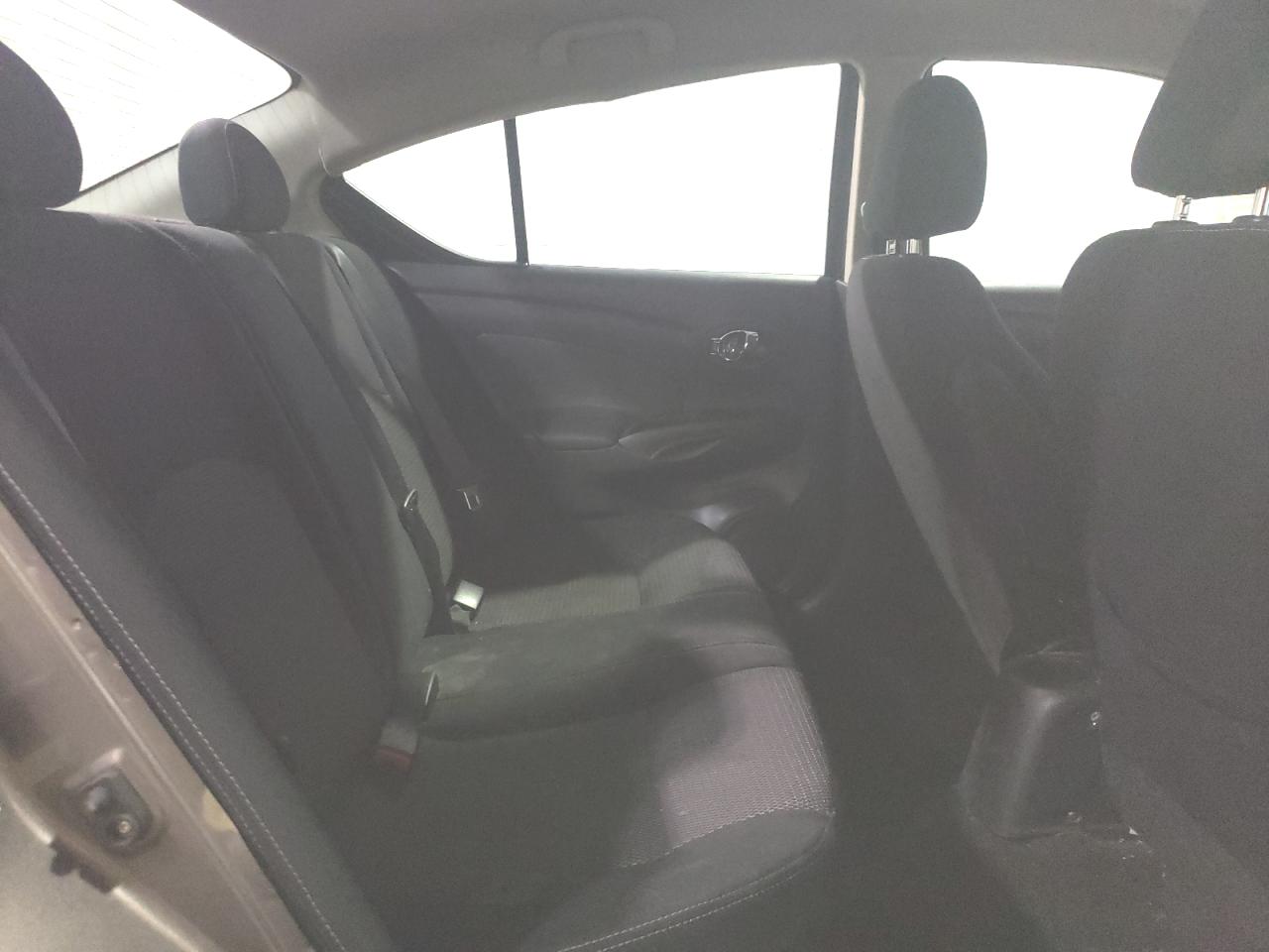 Photo 6 from auction – 2015 NISSAN VERSA S with VIN 3N1CN7AP0FL800928