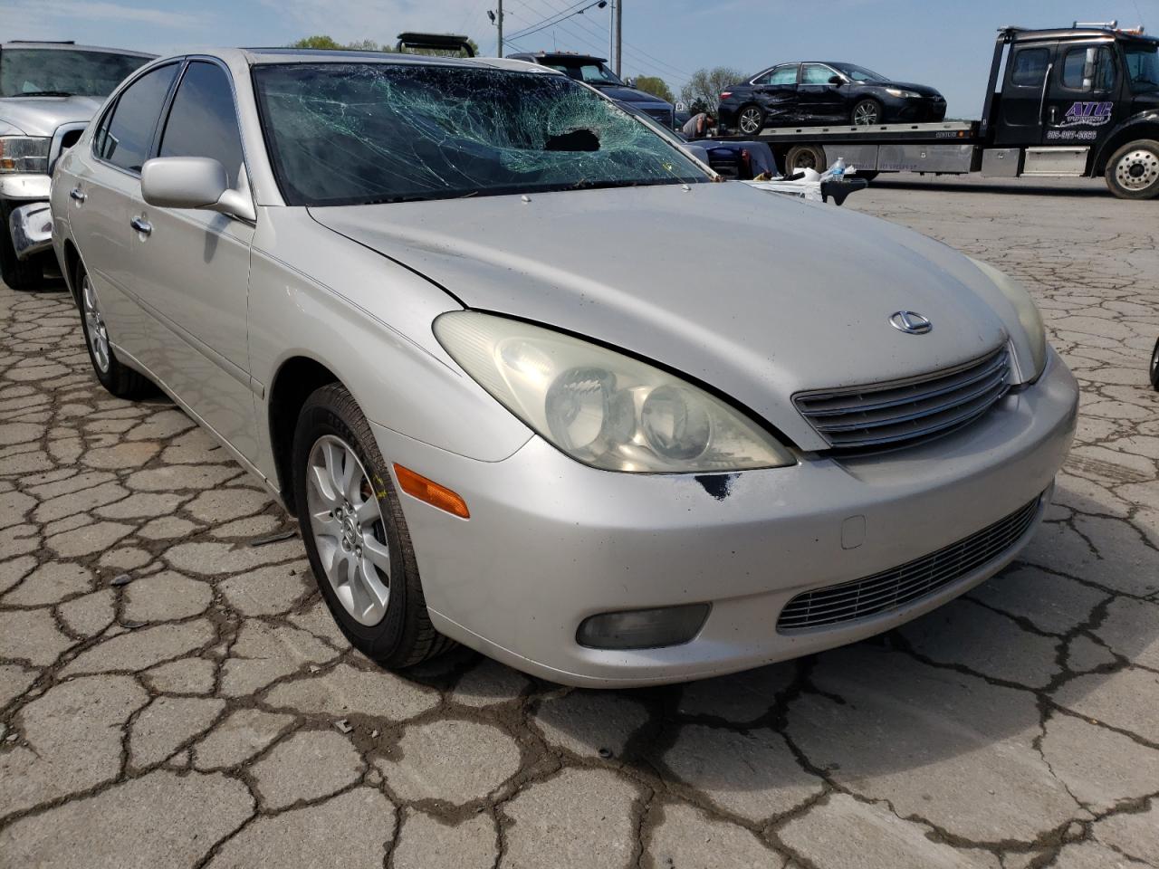 LEXUS ES 300 2003 with VIN JTHBF30G130130555 - Photo from auction