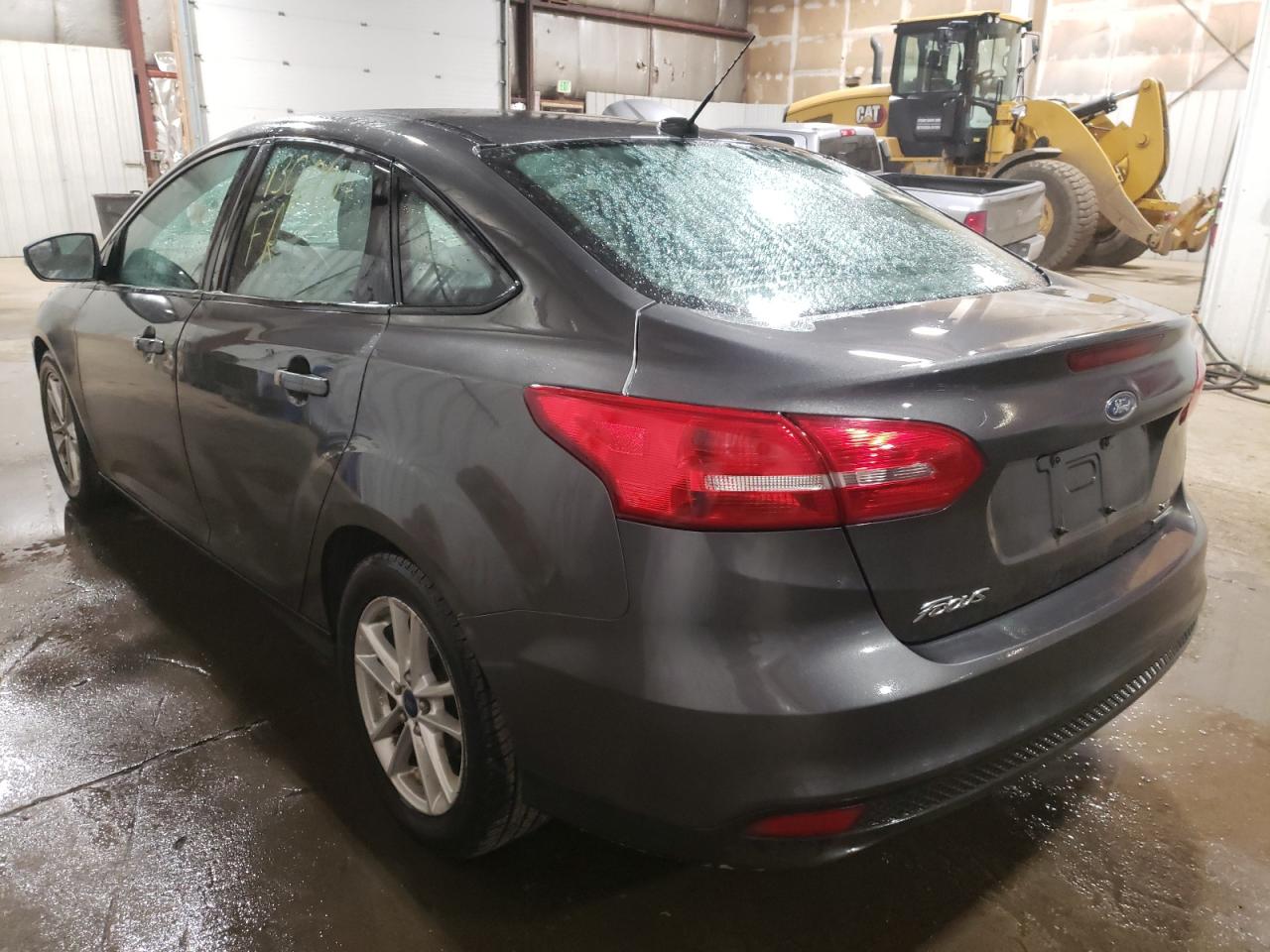 Photo 3 from auction – 2015 FORD FOCUS SE with VIN 1FADP3F21FL307472