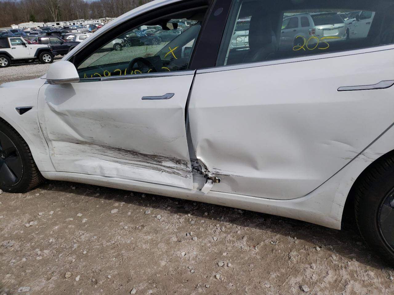 Photo 9 from auction – 2018 TESLA MODEL 3 with VIN 5YJ3E1EA6JF042214