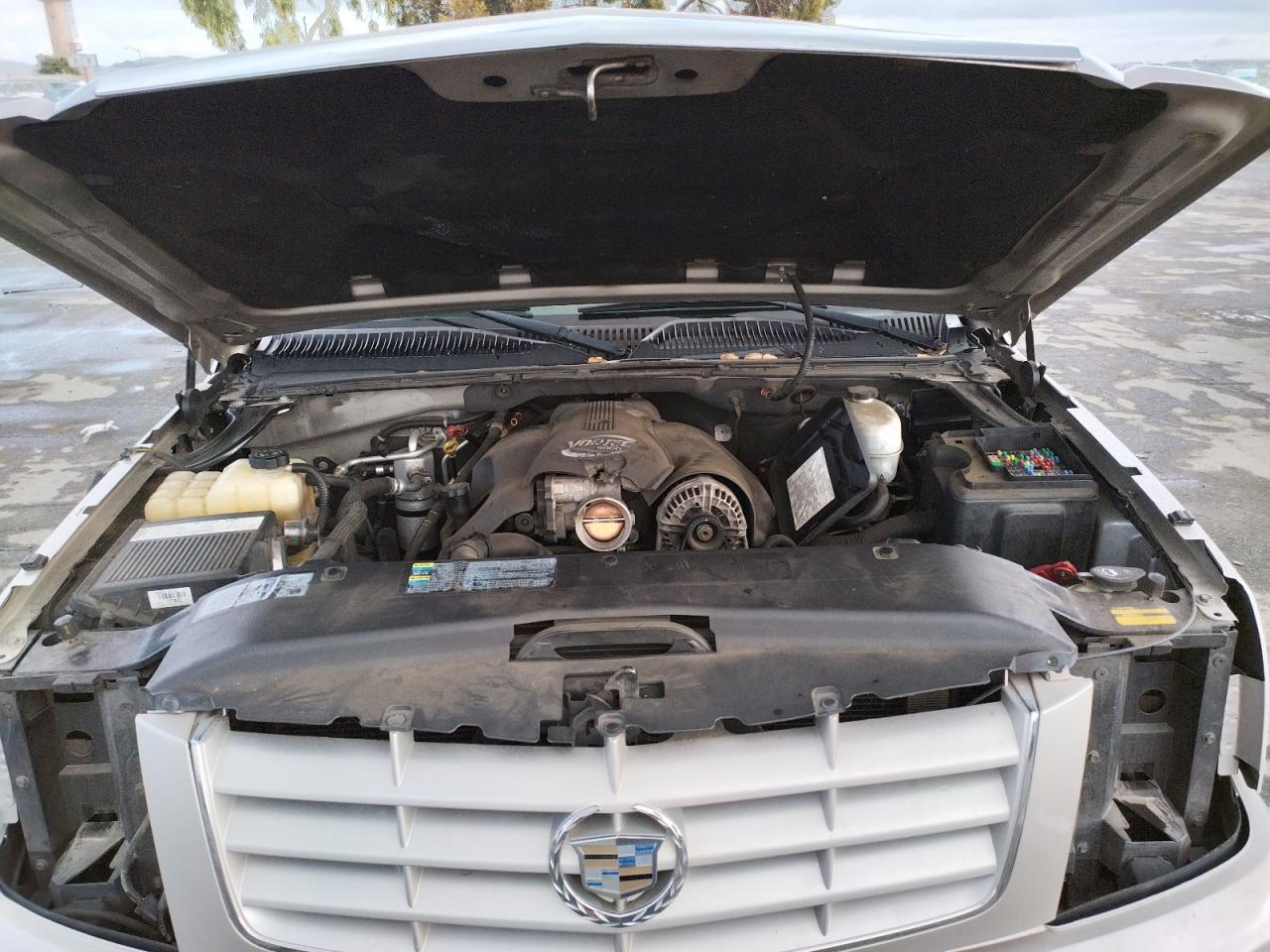 Photo 7 from auction – 2005 CADILLAC ESCALADE E with VIN 3GYFK66N35G104263