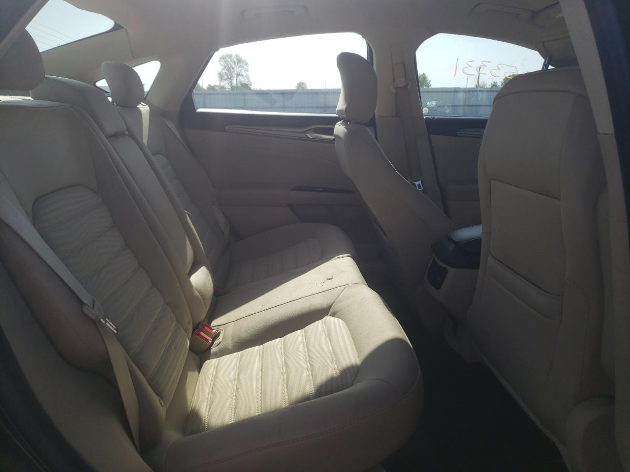 Photo 6 from auction – 2016 FORD FUSION SE with VIN 3FA6P0H74GR200211