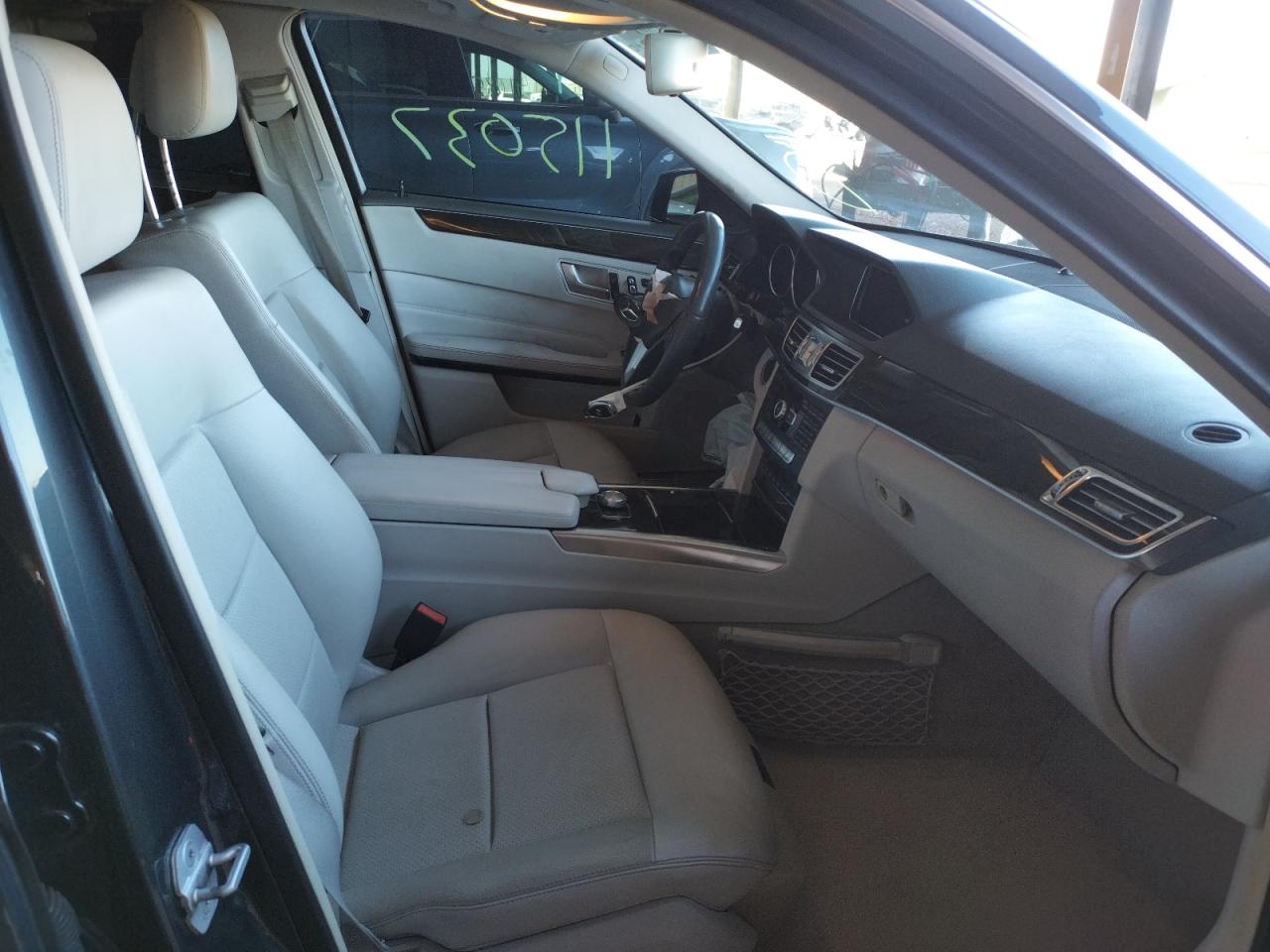 Photo 5 from auction – 2014 MERCEDES-BENZ E 350 with VIN WDDHF5KB9EA892253