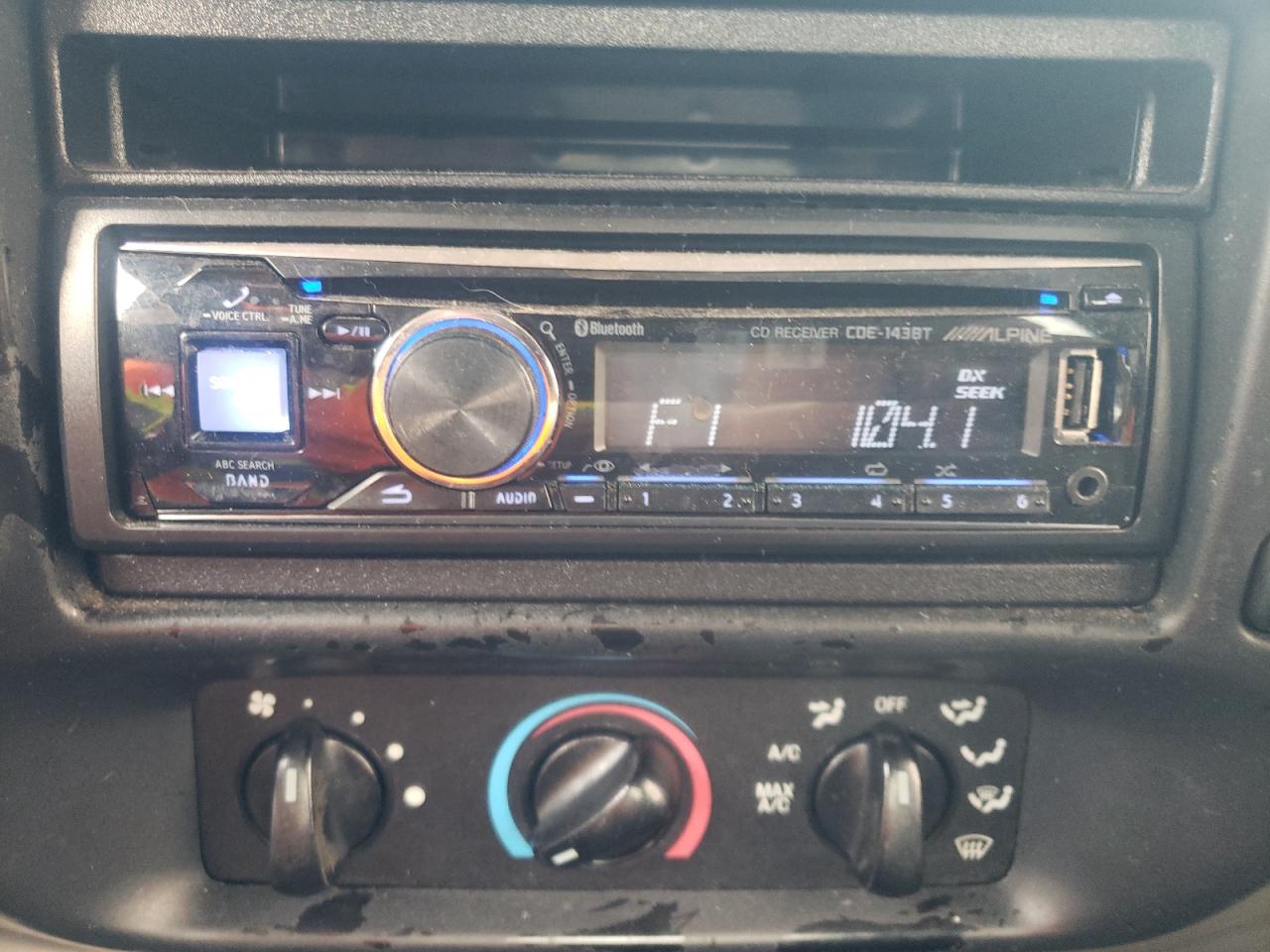Photo 9 from auction – 2004 FORD RANGER with VIN 1FTYR10U04PA54526