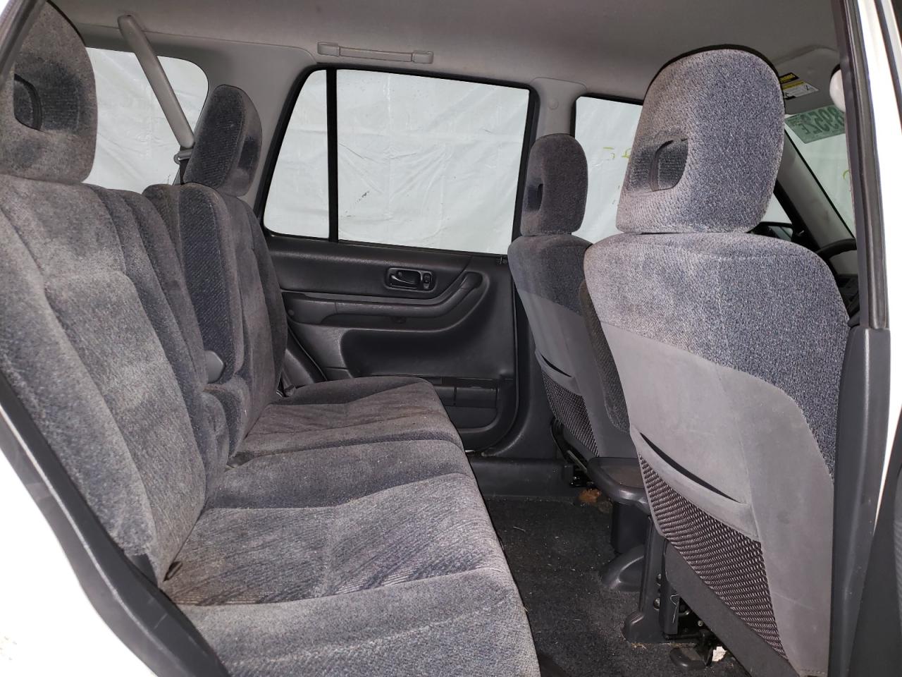 Photo 6 from auction – 2001 HONDA CR-V LX with VIN JHLRD18451S019113