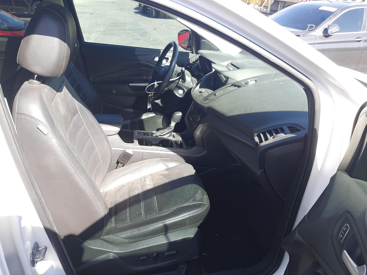 Photo 5 from auction – 2017 FORD ESCAPE SE with VIN 1FMCU0G96HUB61040