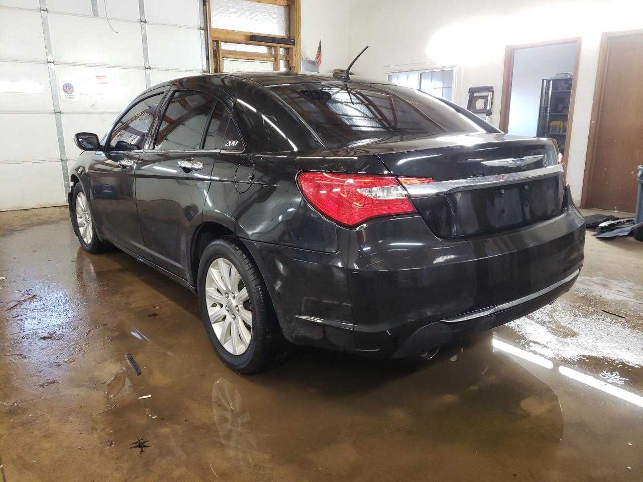 Photo 3 from auction – 2014 CHRYSLER 200 LIMITE with VIN 1C3CCBCG9EN125392