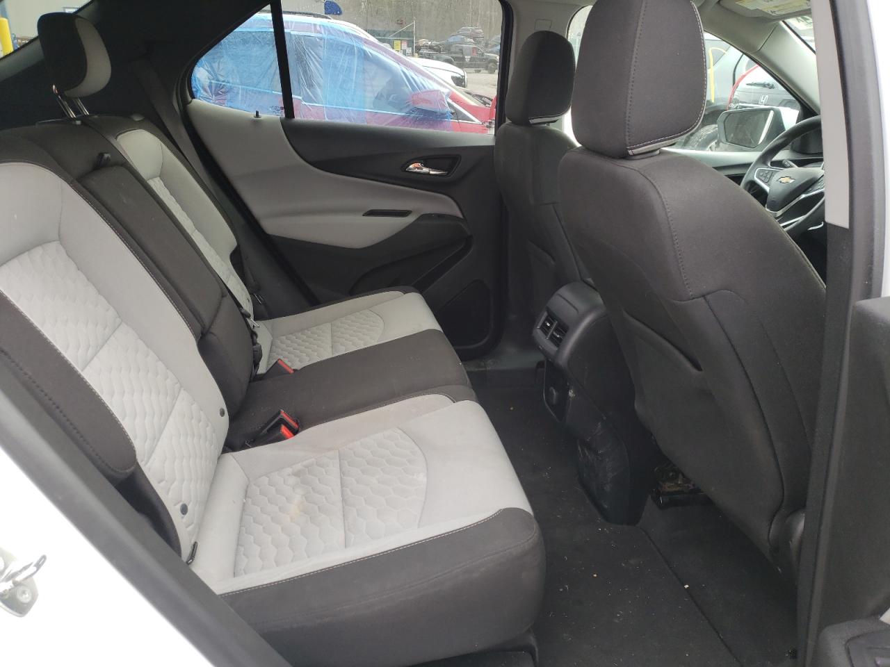Photo 6 from auction – 2018 CHEVROLET EQUINOX LT with VIN 2GNAXSEV6J6256062