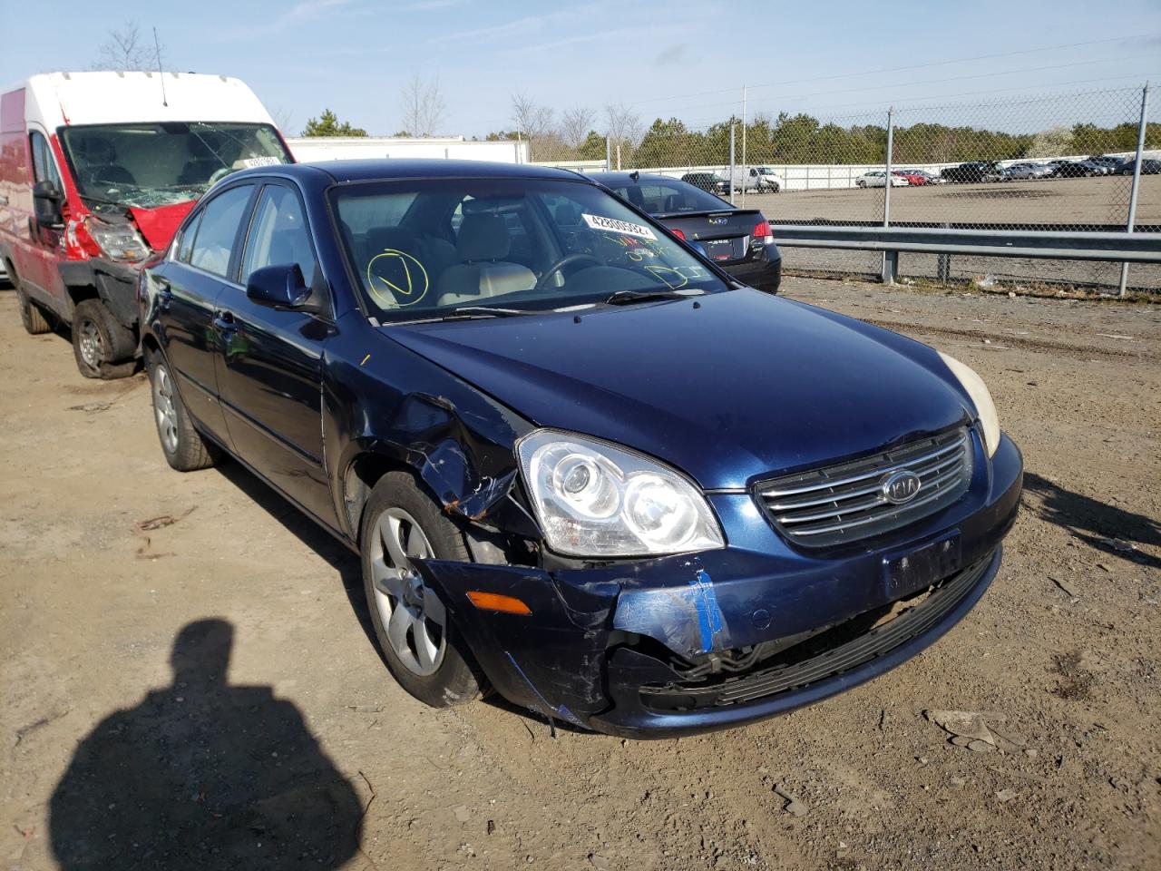 KIA OPTIMA 2007 with VIN KNAGE123475090423 - Photo from auction