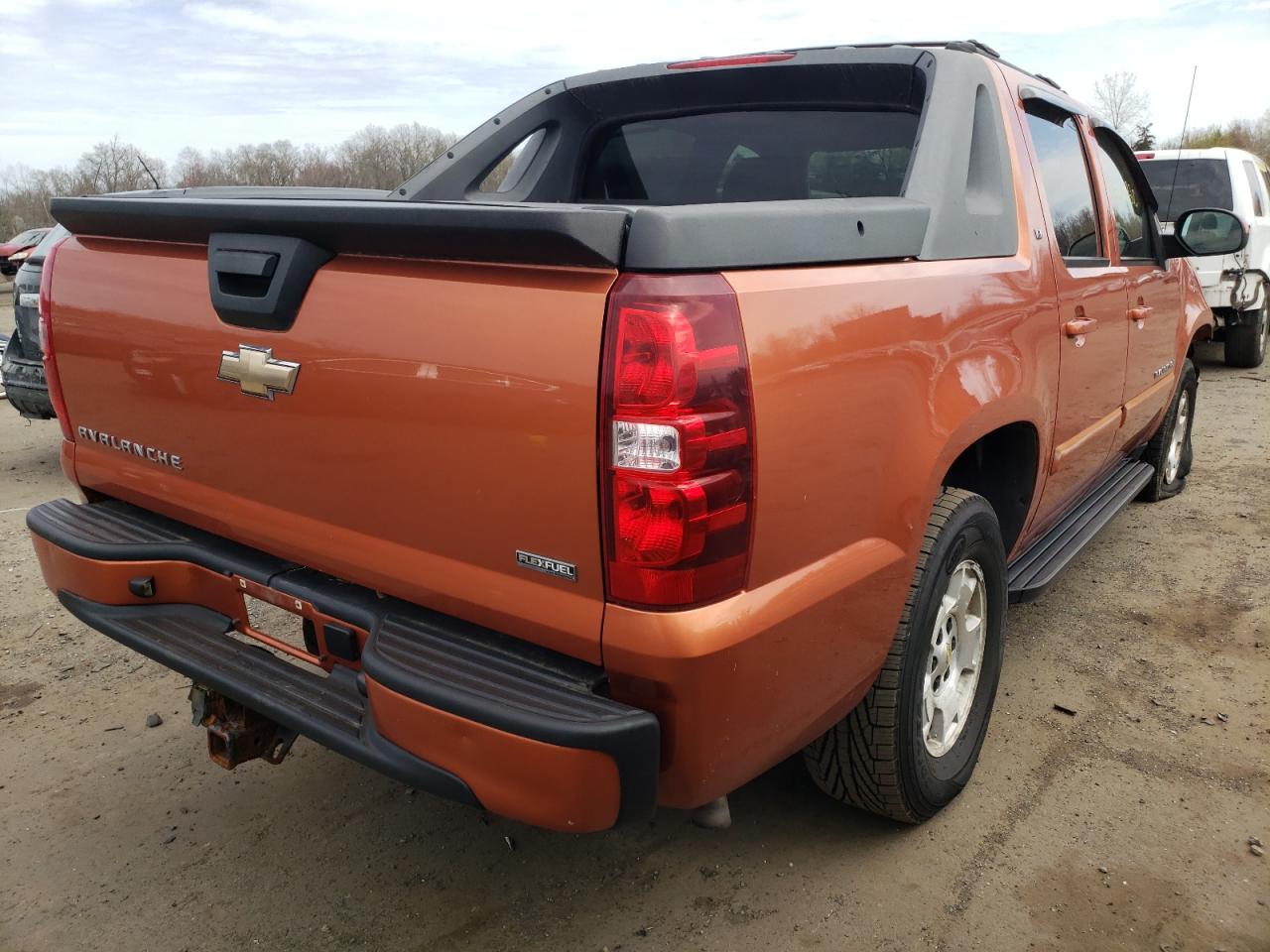 Photo 4 from auction – 2007 CHEVROLET AVALANCHE with VIN 3GNFK12387G150453