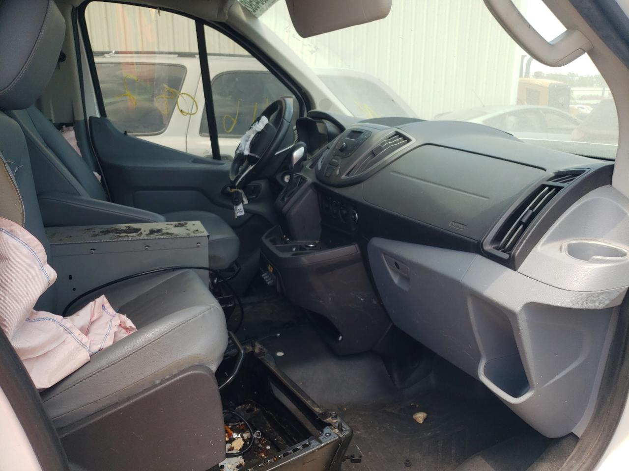 Photo 5 from auction – 2018 FORD TRANSIT T- with VIN 1FTYE1ZM6JKA81513