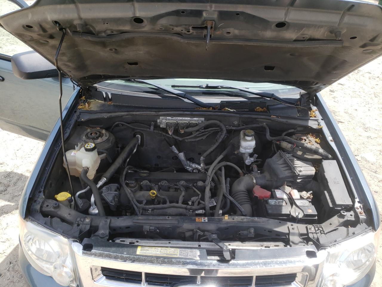 Photo 7 from auction – 2010 FORD ESCAPE XLT with VIN 1FMCU9D71AKD41759