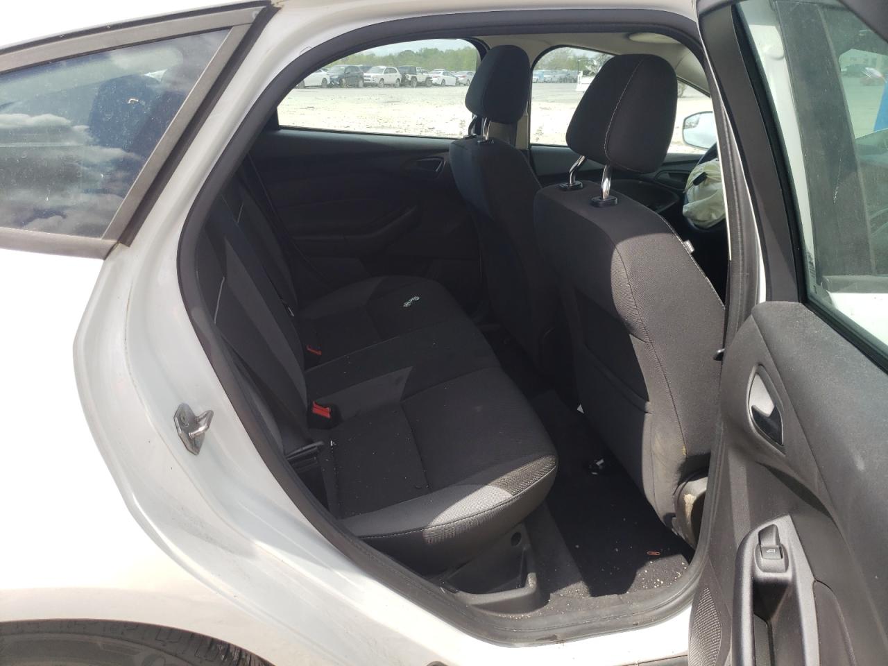 Фото 6 с аукциона – 2012 FORD FOCUS SE с VIN 1FAHP3K25CL387703