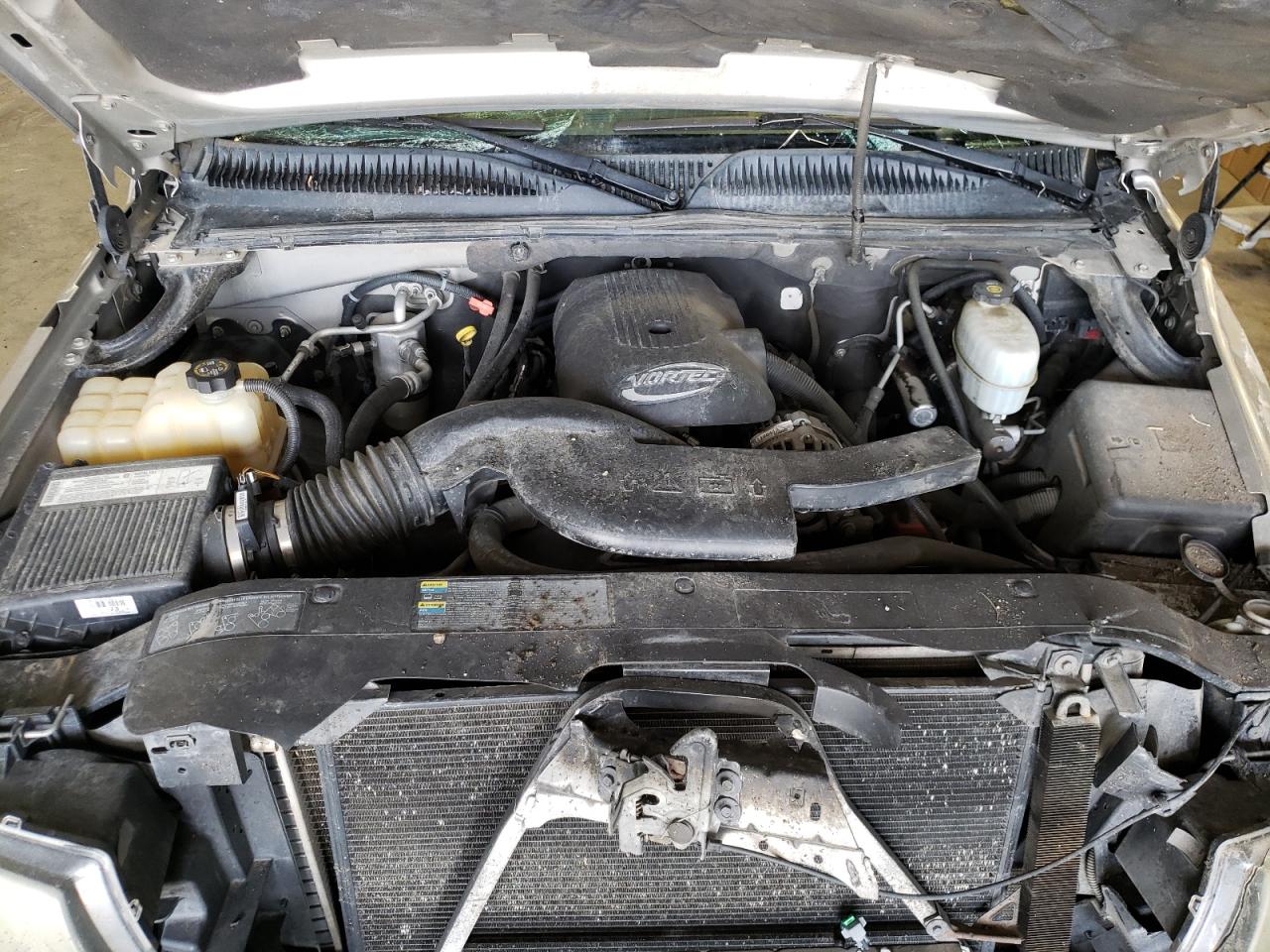 Photo 7 from auction – 2004 CHEVROLET AVALANCHE with VIN 3GNEK12T34G335467