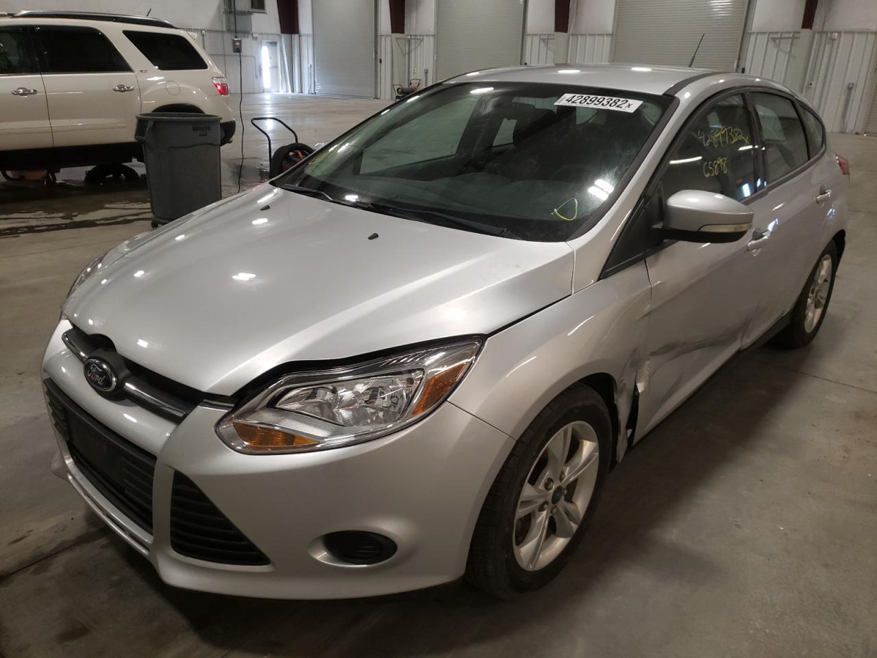 Photo 2 from auction – 2014 FORD FOCUS SE with VIN 1FADP3K21EL380426