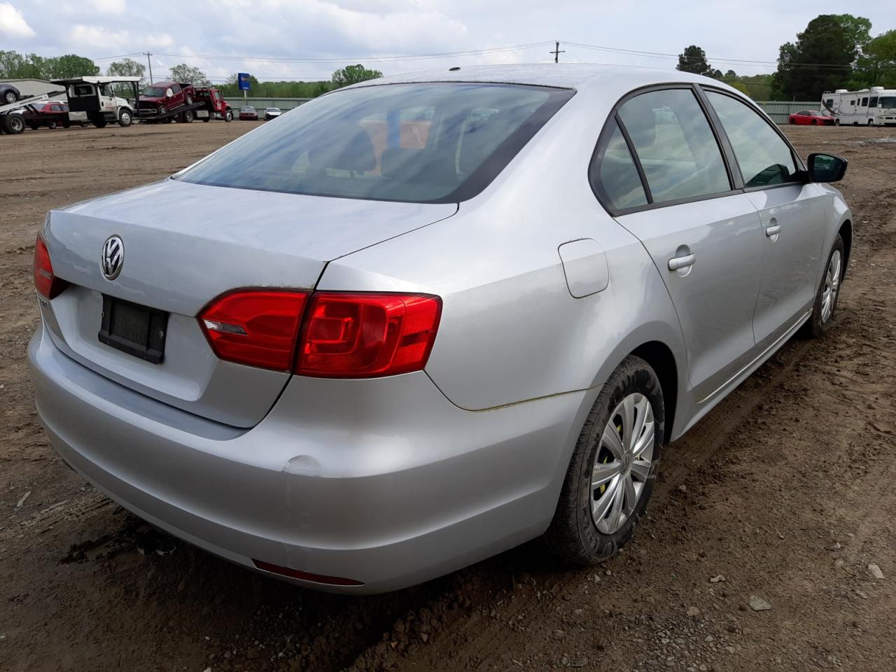 Photo 4 from auction – 2013 VOLKSWAGEN JETTA BASE with VIN 3VW1K7AJXDM411873