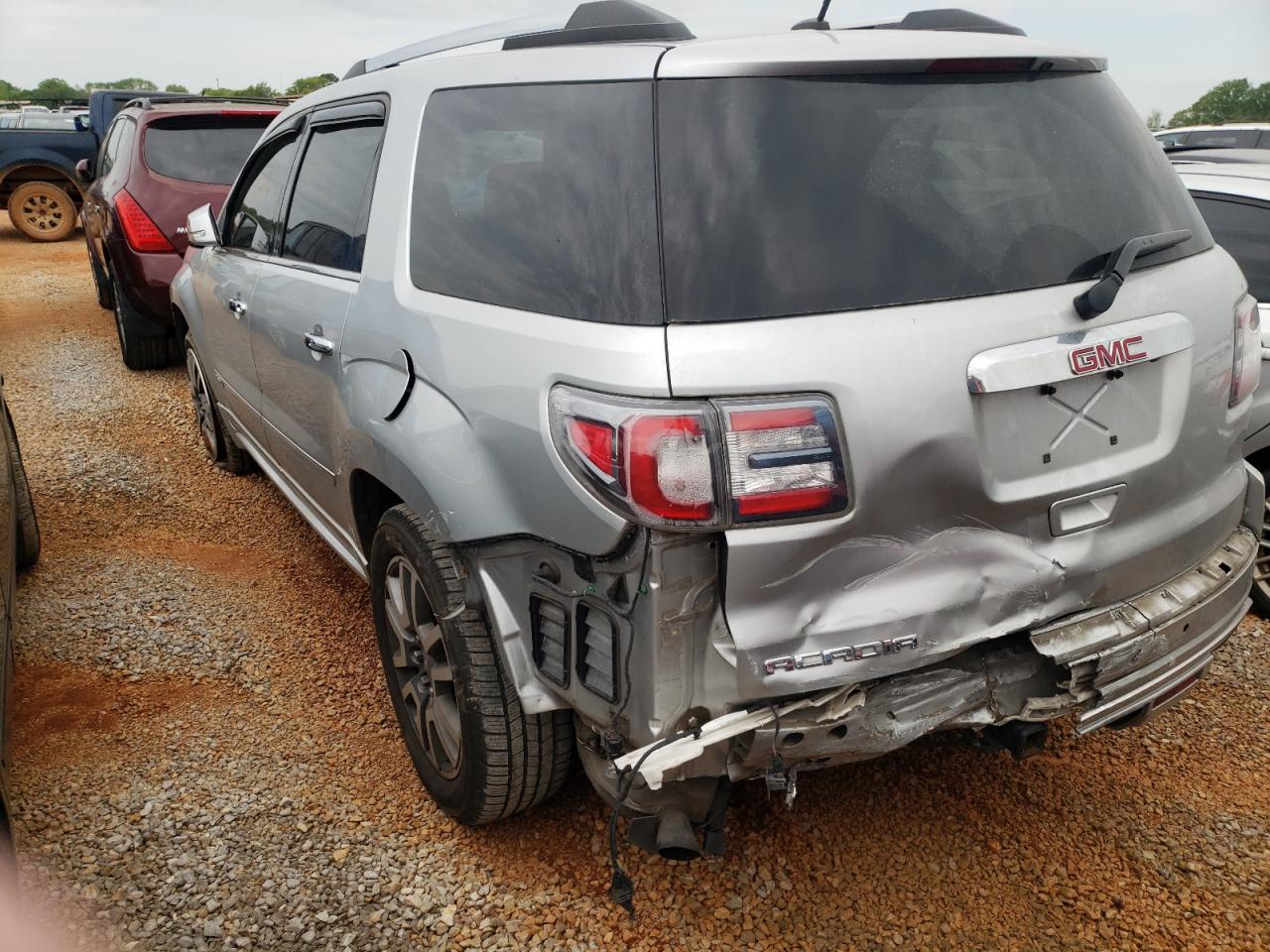 Photo 3 from auction – 2014 GMC ACADIA DEN with VIN 1GKKRTKD6EJ365322