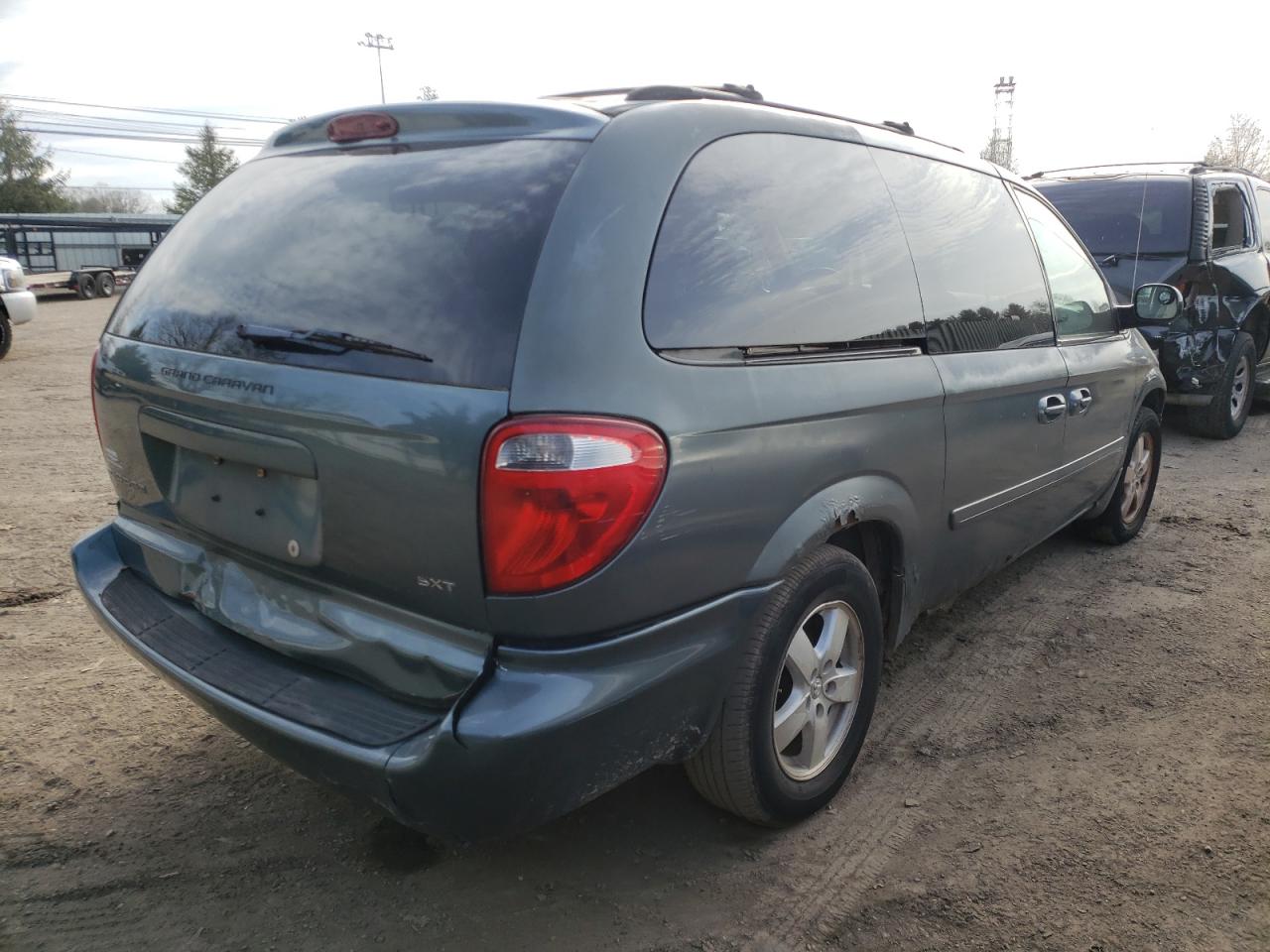 Photo 4 from auction – 2006 DODGE GRAND CARA with VIN 2D4GP44L96R726740