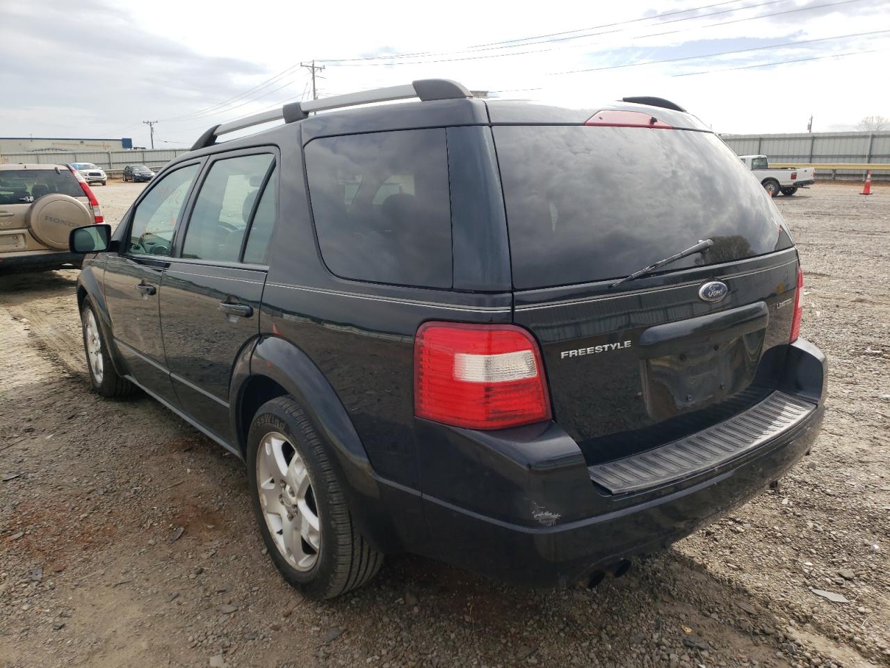 Photo 3 from auction – 2005 FORD FREESTYLE with VIN 1FMZK06185GA78358