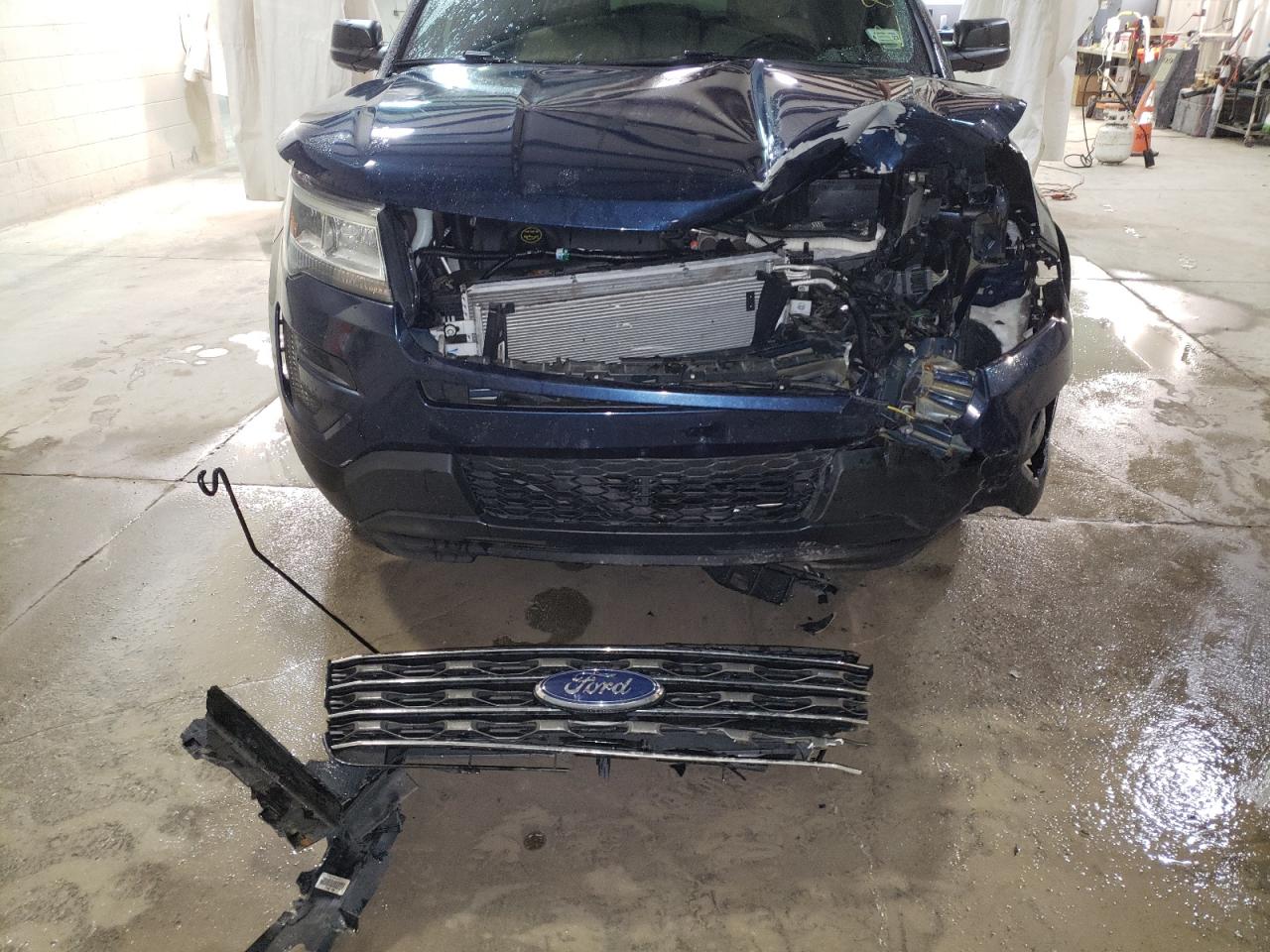 Photo 9 from auction – 2017 FORD EXPLORER with VIN 1FM5K8B81HGC63694