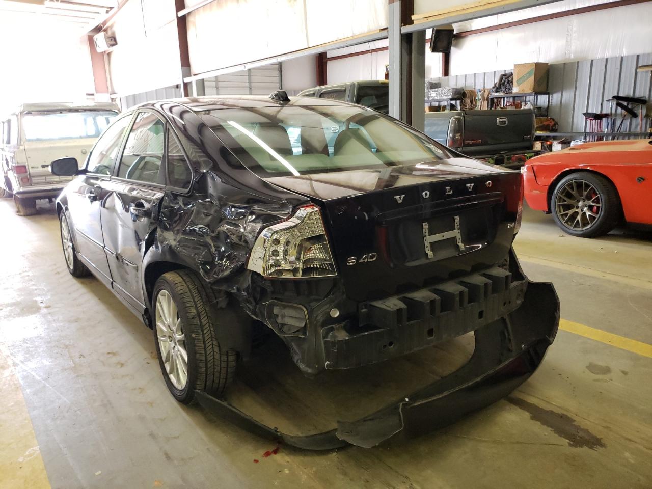 Photo 3 from auction – 2010 VOLVO S40 2.4I with VIN YV1382MS9A2501899