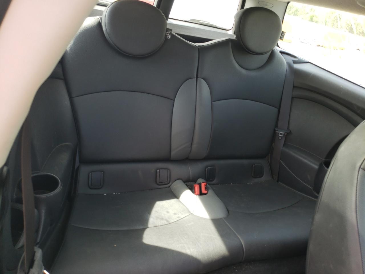 Photo 6 from auction – 2009 MINI COOPER CLU with VIN WMWML33539TX36473