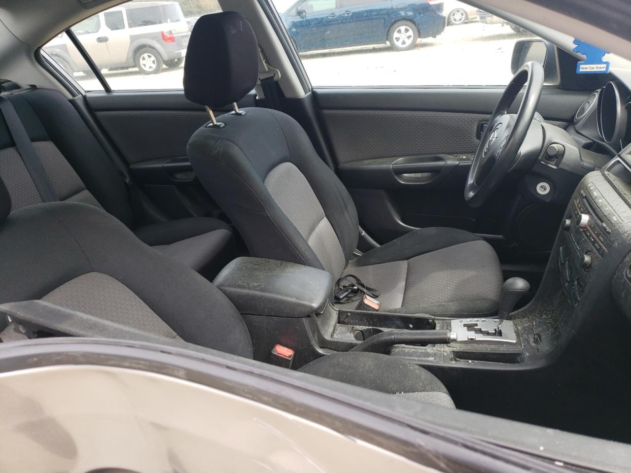 Photo 5 from auction – 2006 MAZDA 3 I with VIN JM1BK12F161481566