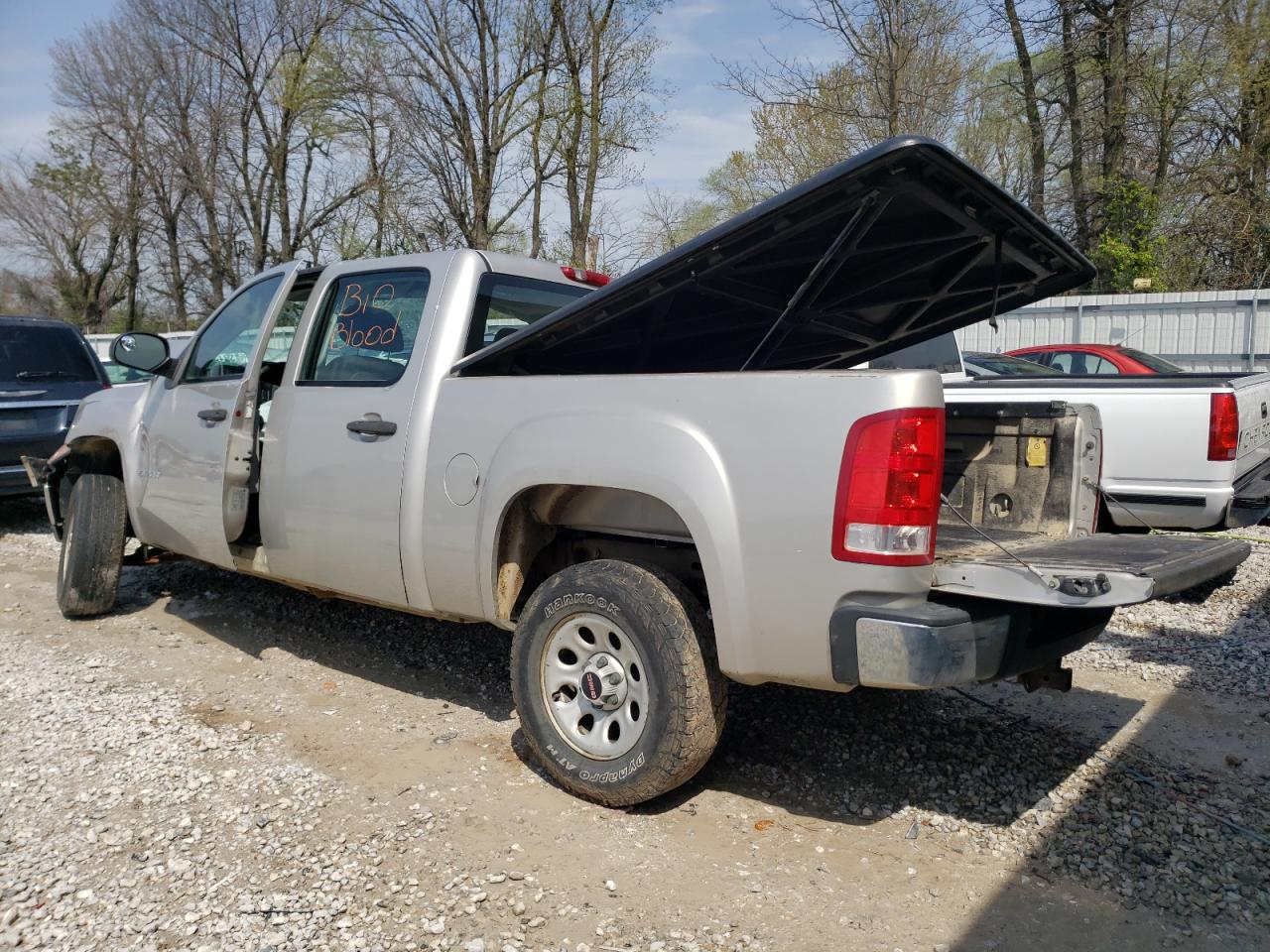 Photo 3 from auction – 2008 GMC SIERRA C15 with VIN 2GTEC130681263396