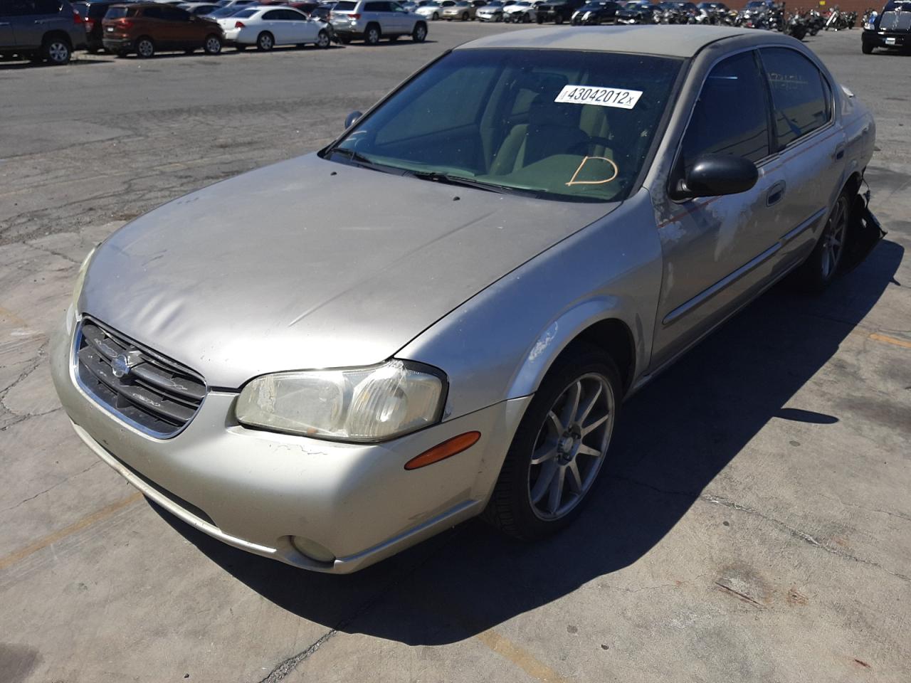 Photo 2 from auction – 2001 NISSAN MAXIMA GXE with VIN JN1CA31D51T827380