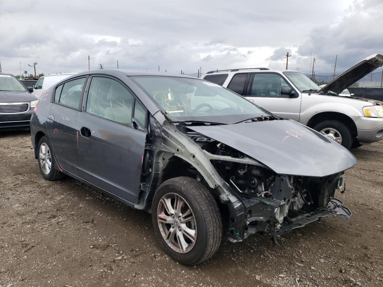 HONDA INSIGHT EX 2010 with VIN JHMZE2H72AS027226 - Photo from auction