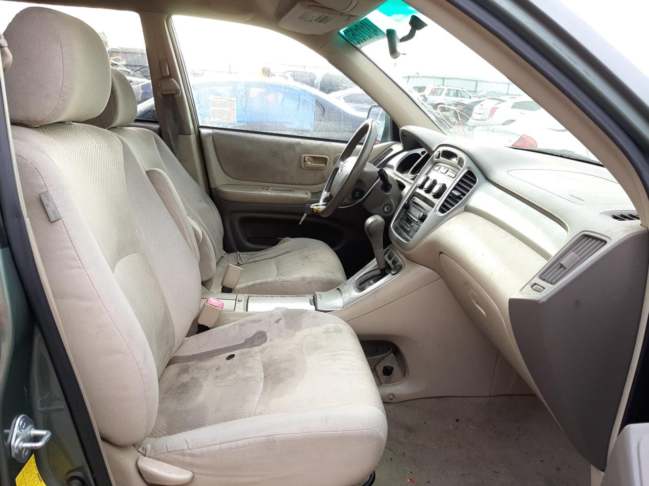 Photo 5 from auction – 2005 TOYOTA HIGHLANDER with VIN JTEDP21AX50058801