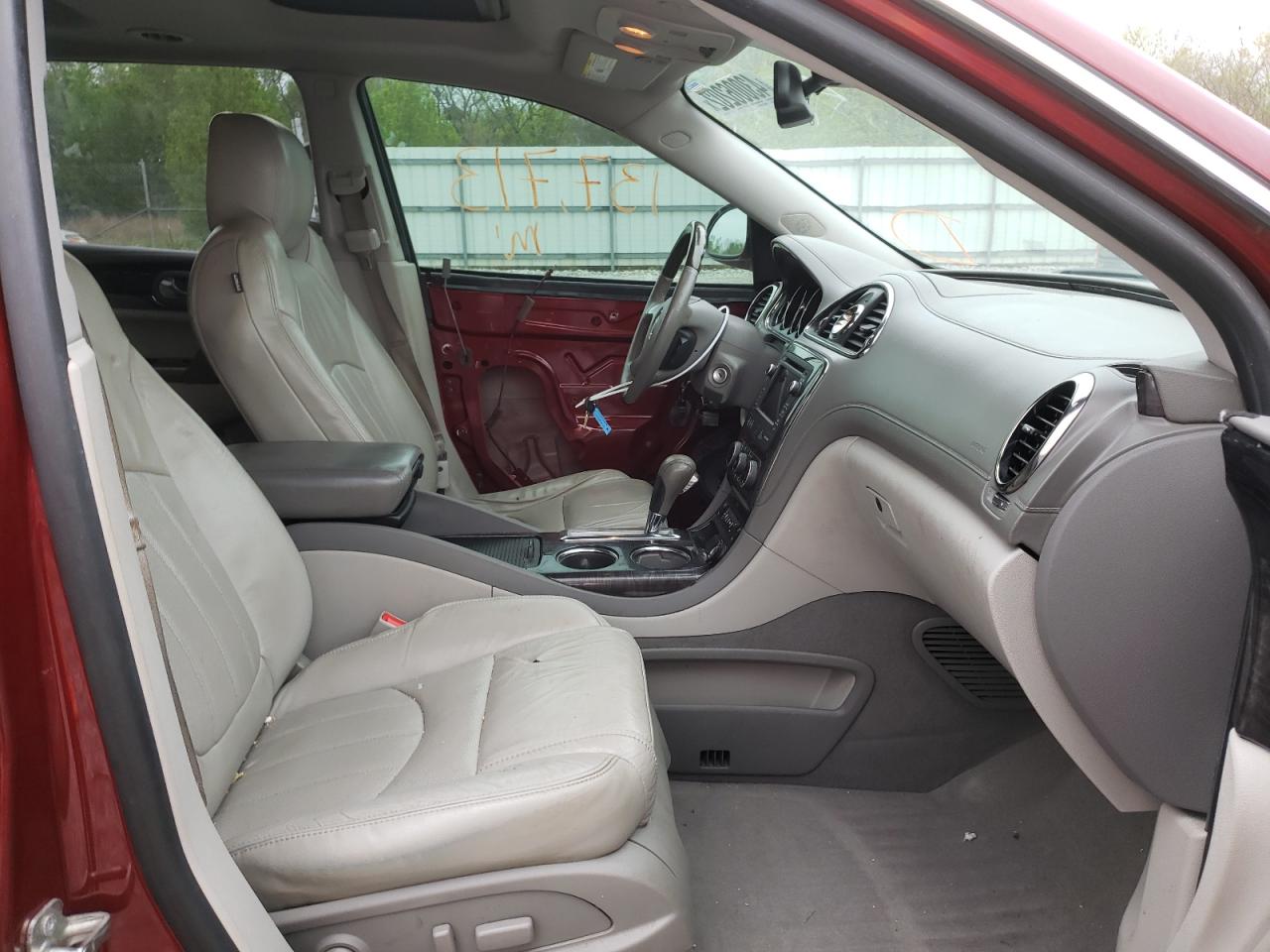 Photo 5 from auction – 2015 BUICK ENCLAVE with VIN 5GAKRCKD9FJ176842