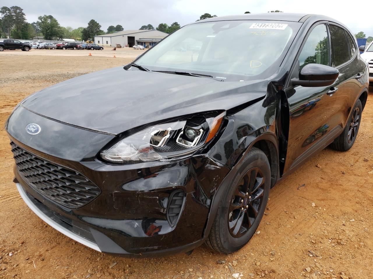 Photo 2 from auction – 2020 FORD ESCAPE SE with VIN 1FMCU0BZ7LUB14289