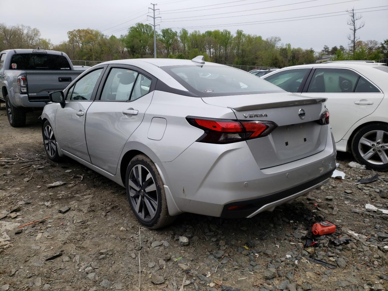 Photo 3 from auction – 2020 NISSAN VERSA SR with VIN 3N1CN8FVXLL807717
