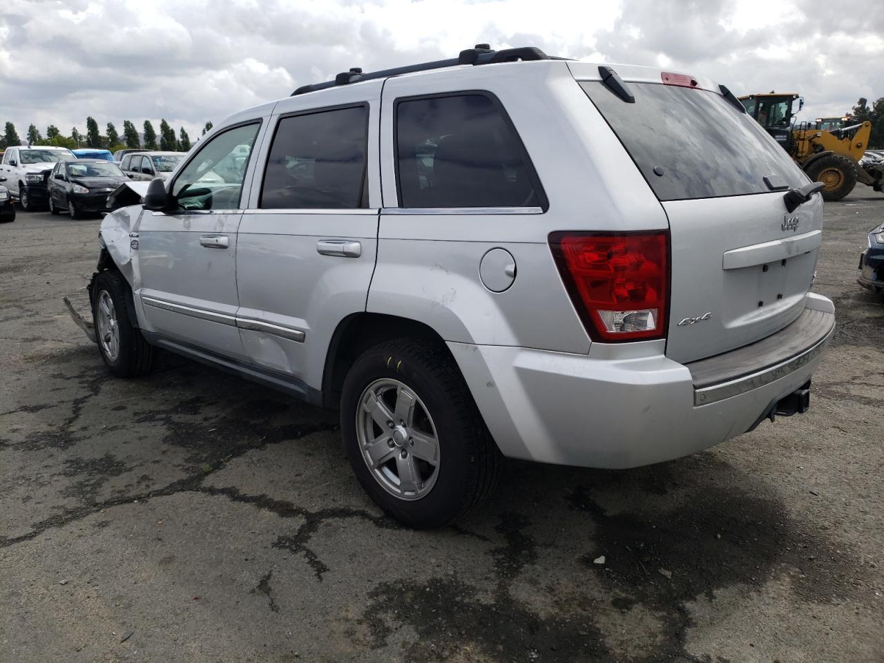 Photo 3 from auction – 2005 JEEP GRAND CHER with VIN 1J4HR58225C528277