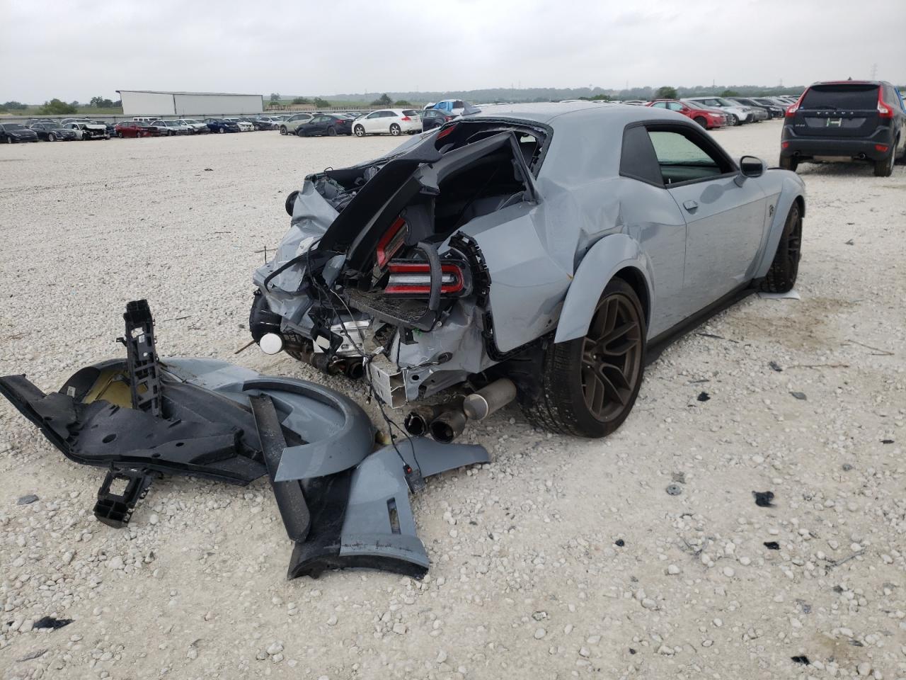 Photo 4 from auction – 2021 DODGE CHALLENGER with VIN 2C3CDZL95MH580268
