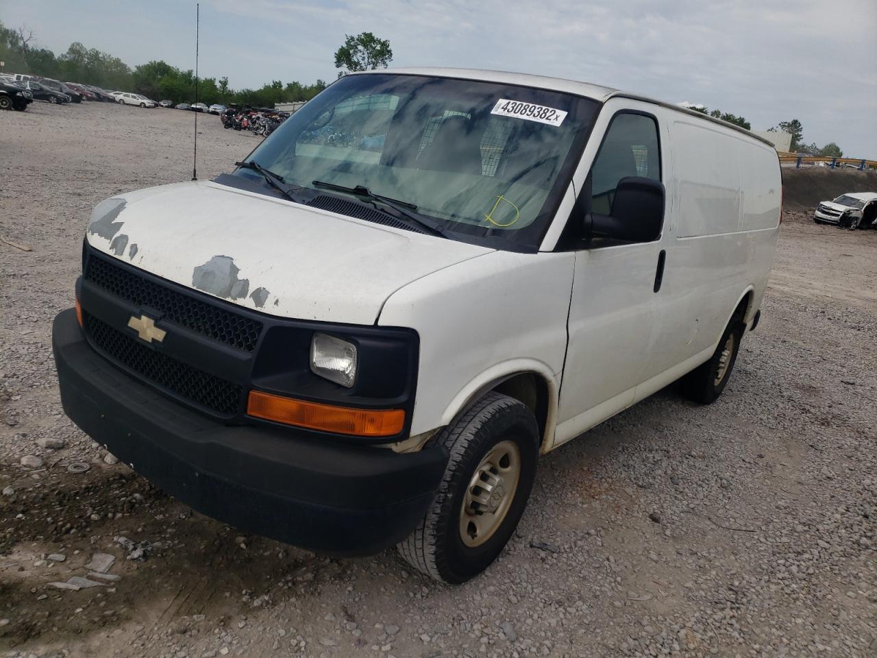 Photo 2 from auction – 2011 CHEVROLET EXPRESS G2 with VIN 1GCWGFCA5B1110472