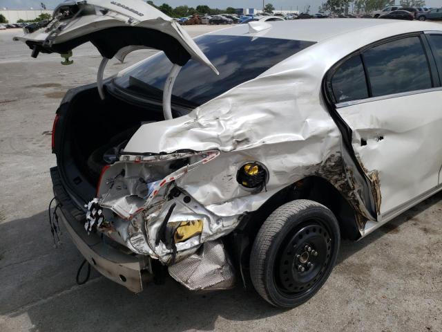 Photo 9 from auction – 2016 BUICK LACROSSE with VIN 1G4GA5G33GF184409