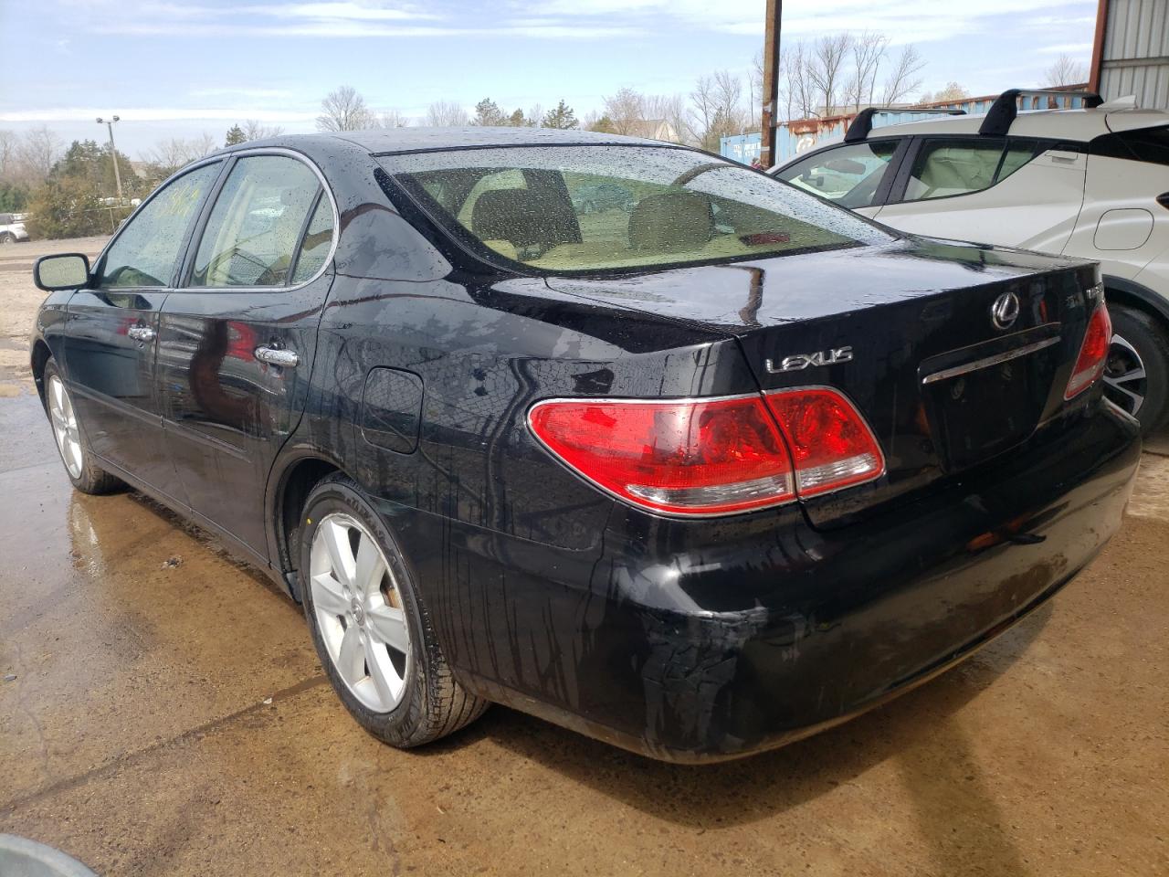 Photo 3 from auction – 2005 LEXUS ES 330 with VIN JTHBA30G455092856