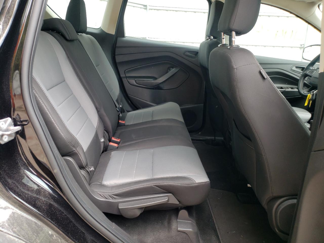 Photo 6 from auction – 2019 FORD ESCAPE S with VIN 1FMCU0F78KUC36229