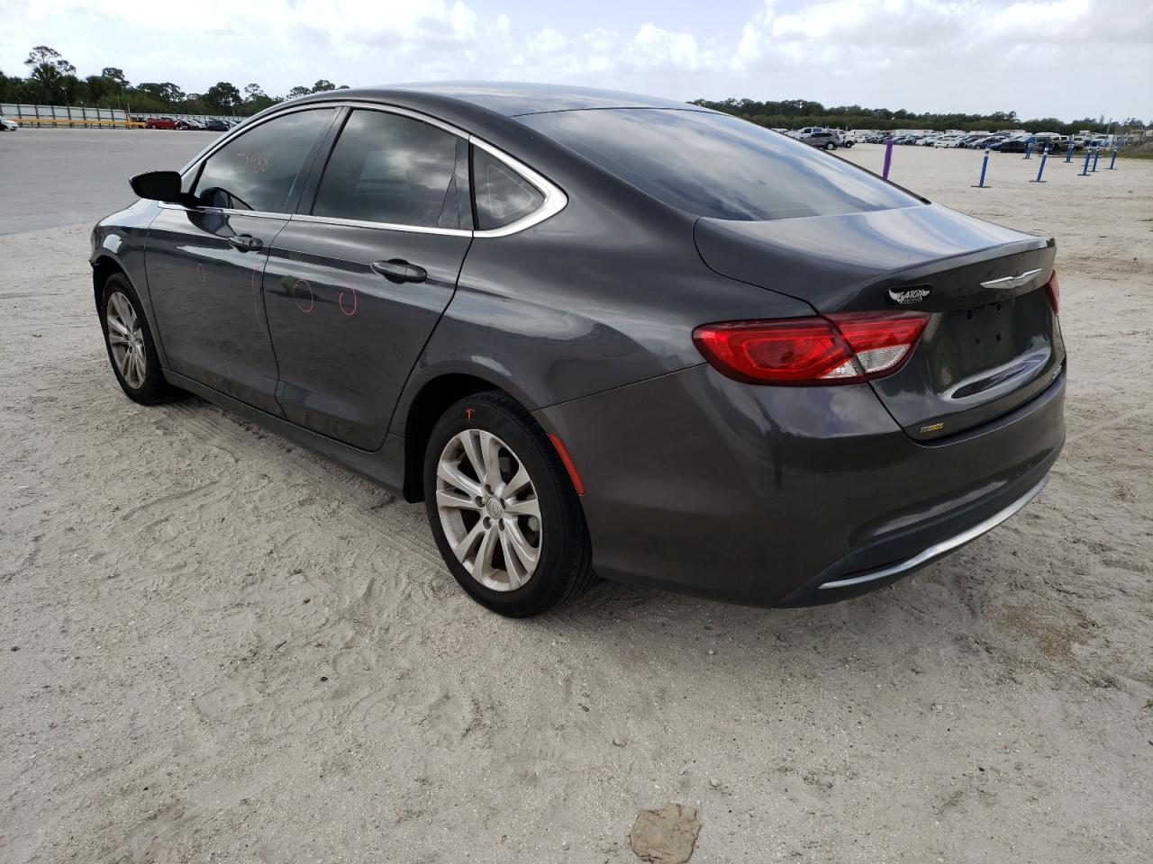 Photo 3 from auction – 2016 CHRYSLER 200 LIMITE with VIN 1C3CCCAB0GN148317