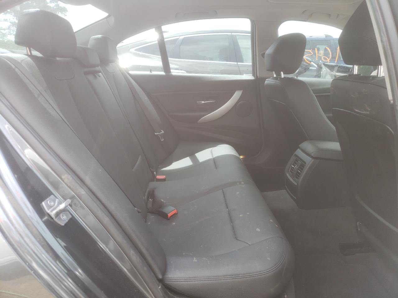 Photo 6 from auction – 2015 BMW 320 I with VIN WBA3B1G55FNT07963