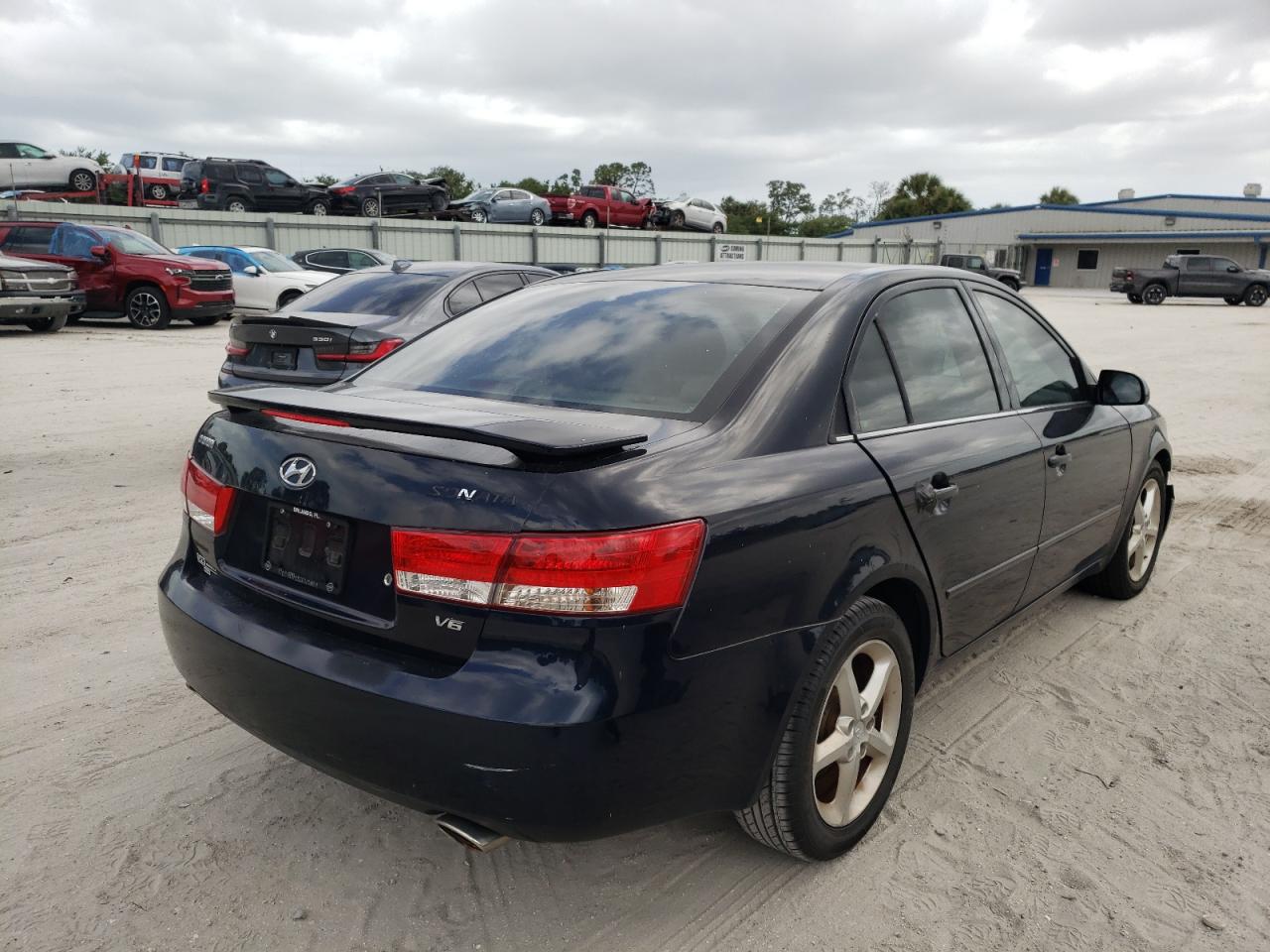 Photo 4 from auction – 2007 HYUNDAI SONATA SE with VIN 5NPEU46F77H207091