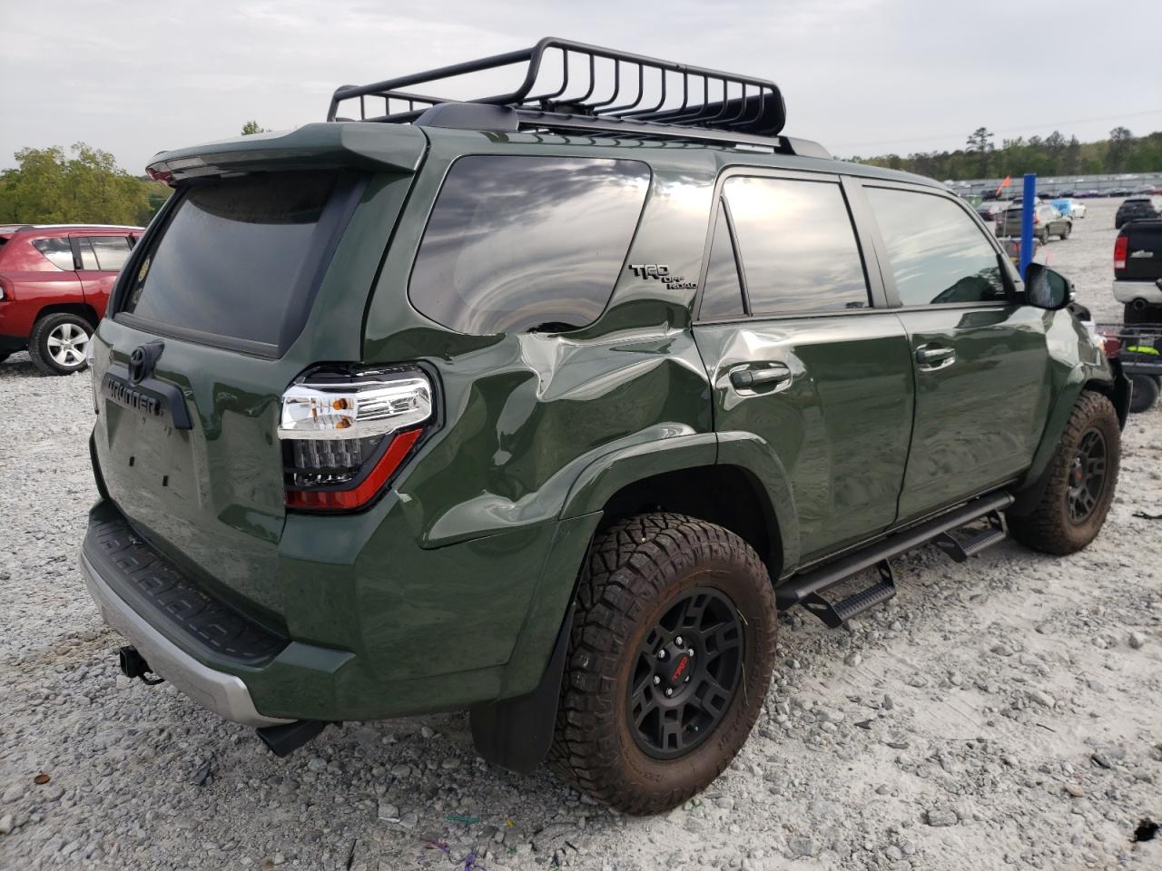 Photo 4 from auction – 2022 TOYOTA 4RUNNER SR with VIN JTERU5JR0N5973147