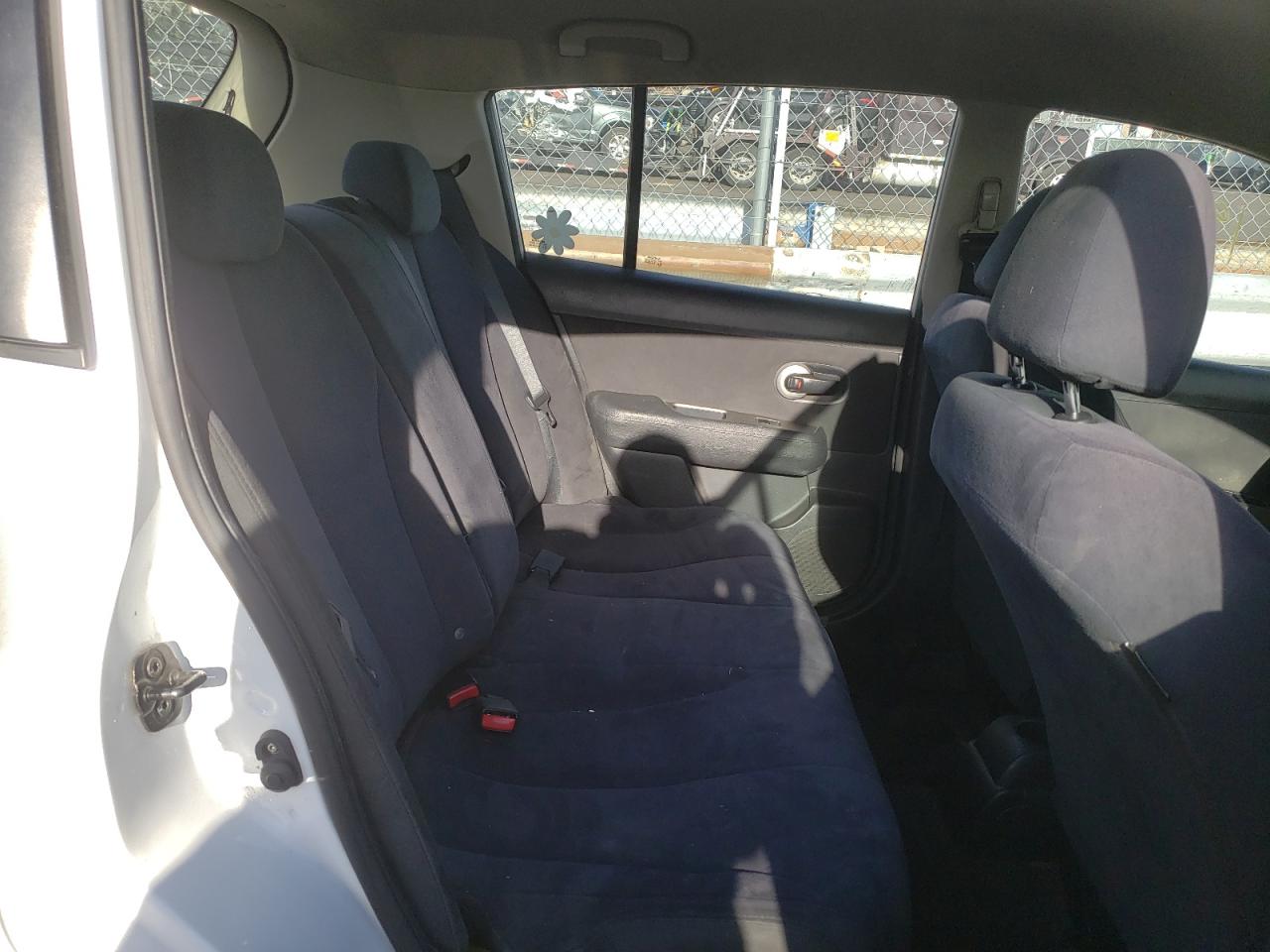 Photo 6 from auction – 2009 NISSAN VERSA S with VIN 3N1BC13E79L443570