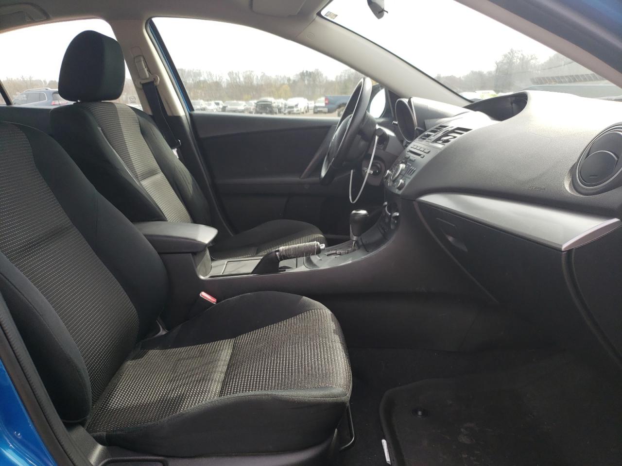 Photo 5 from auction – 2012 MAZDA 3 I with VIN JM1BL1V81C1524681