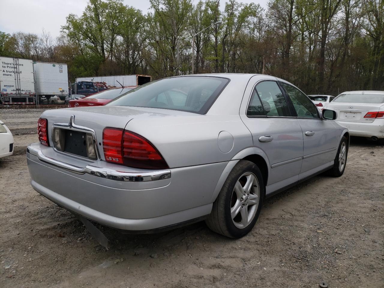 Photo 4 from auction – 2002 LINCOLN LS with VIN 1LNHM87A62Y672245