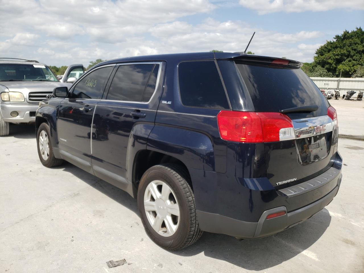 Photo 3 from auction – 2015 GMC TERRAIN SL with VIN 2GKALMEK7F6204778