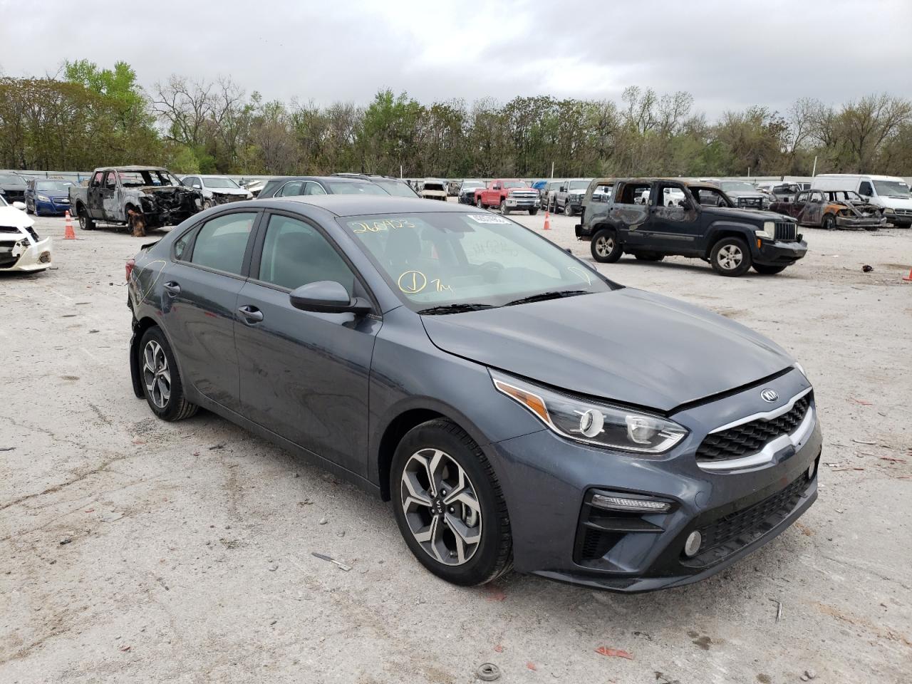 KIA FORTE FE 2020 with VIN 3KPF24AD9LE260423 - Photo from auction