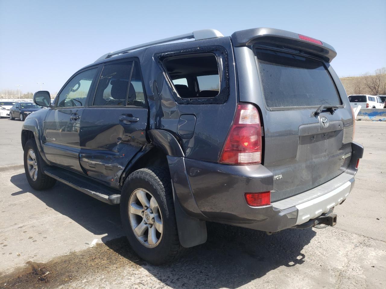 Photo 3 from auction – 2004 TOYOTA 4RUNNER SR with VIN JTEBT14R740033464